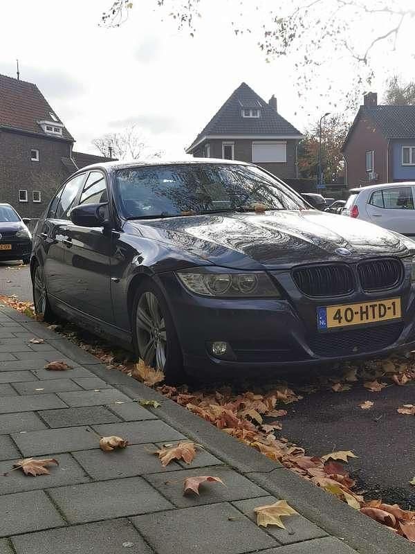 Gebruikt 2009 BMW 318 Sedan | € 3.400 (Eerlijke prijs) - Afbeelding 1/4