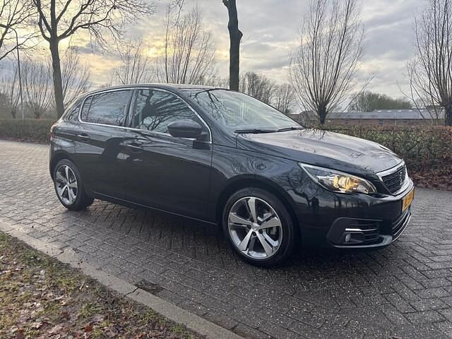 Occasion Peugeot 308 Premium 131 PK (96 kW) 2018 Zwart Hatchback