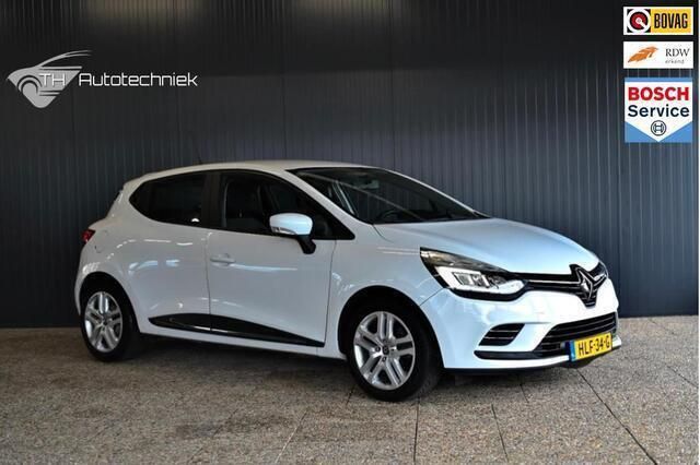 Wit Gebruikt 2019 Renault Clio IV Bose Edition Hatchback | € 10.950 (Eerlijke prijs) - Afbeelding 1/4