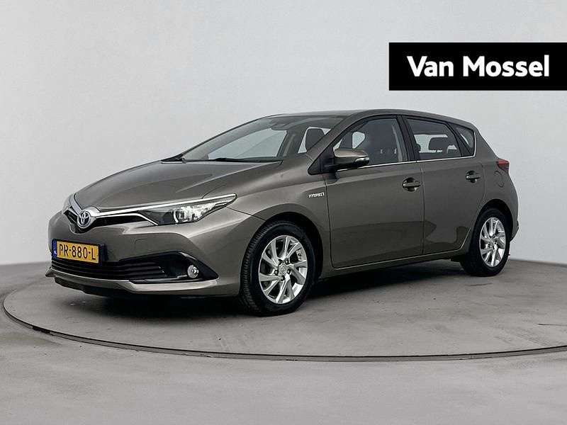 Occasion Toyota Auris Hybrid 136 PK (100 kW) 2017 Grijs Hatchback