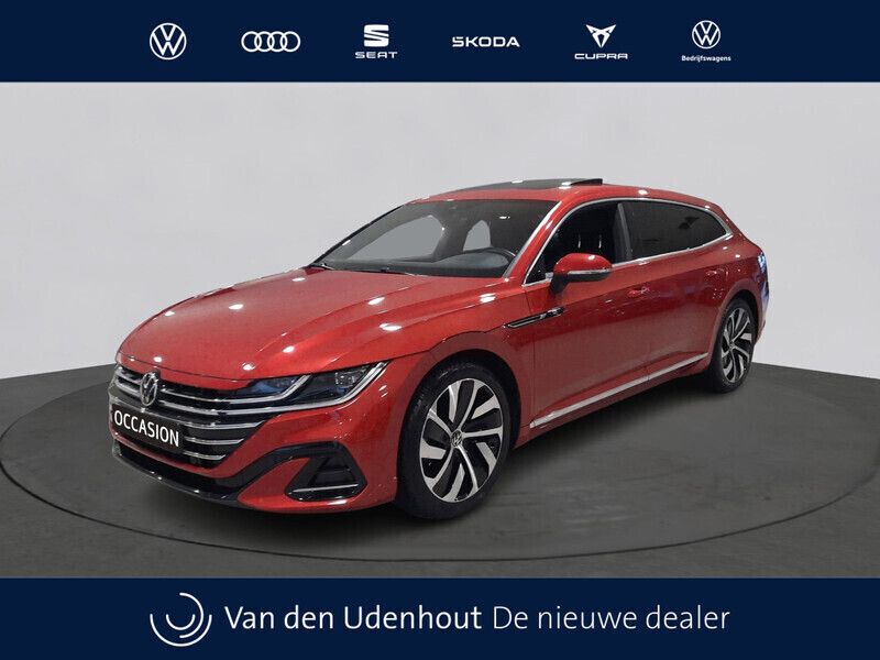 Rood, metallic lak Gebruikt 2023 VW Arteon Business+ Stationwagen | € 42.750 (Iets duurder) - Afbeelding 1/4