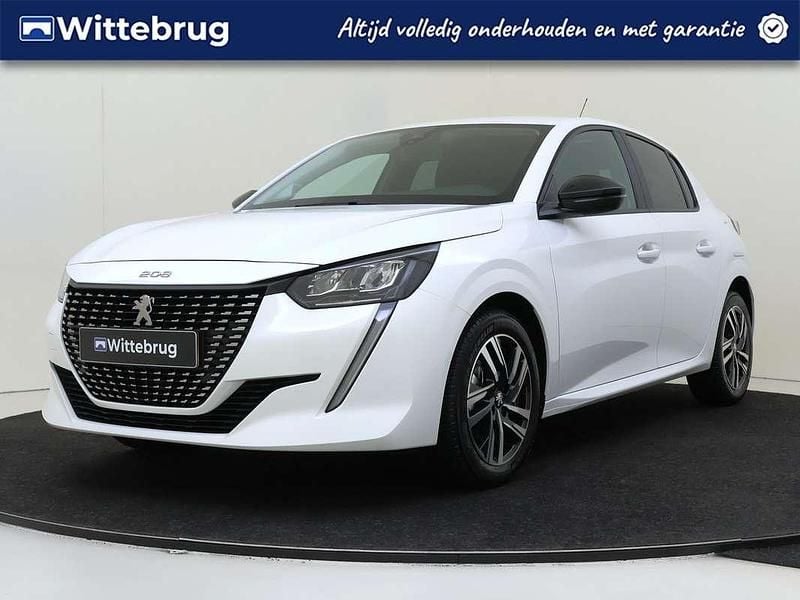 Wit, metallic lak Gebruikt 2023 Peugeot 208 Style Hatchback | € 16.925 (Goede deal) - Afbeelding 1/3