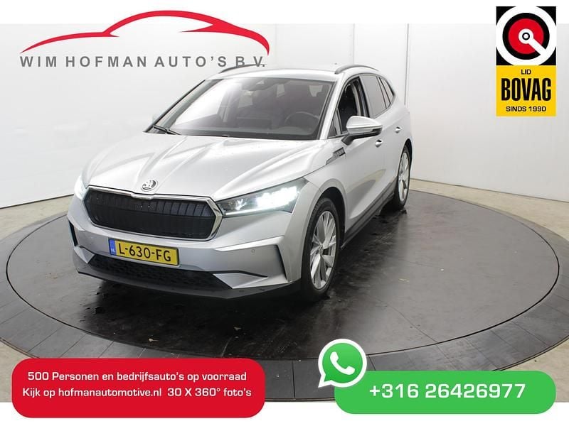 Grijs Gebruikt 2021 Skoda Enyaq iV Sport SUV | € 21.740 (Eerlijke prijs) - Afbeelding 1/4