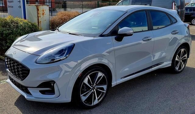 Grijs Gebruikt 2020 Ford Puma ST-Line X Coupé | € 20.250 (Eerlijke prijs) - Afbeelding 1/4