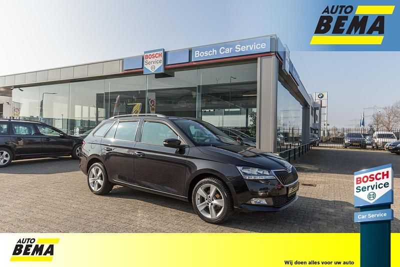 Zwart Gebruikt 2018 Skoda Fabia Active Stationwagen | € 9.350 (Goede deal) - Afbeelding 1/4