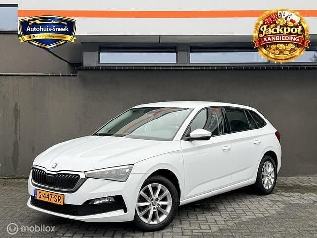 Wit Occasion 2019 Skoda Scala Business Line Hatchback | € 11.950 (Goede deal) - Afbeelding 1/4