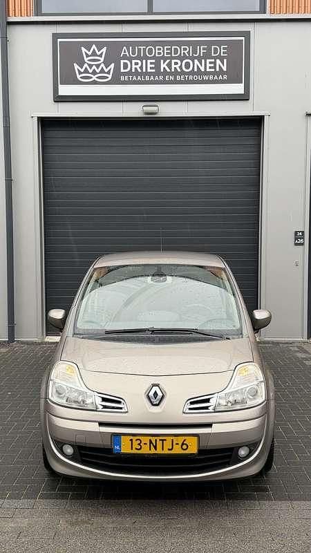 Occasion Renault Modus Exception 101 PK (74 kW) 2010 Beige MPV