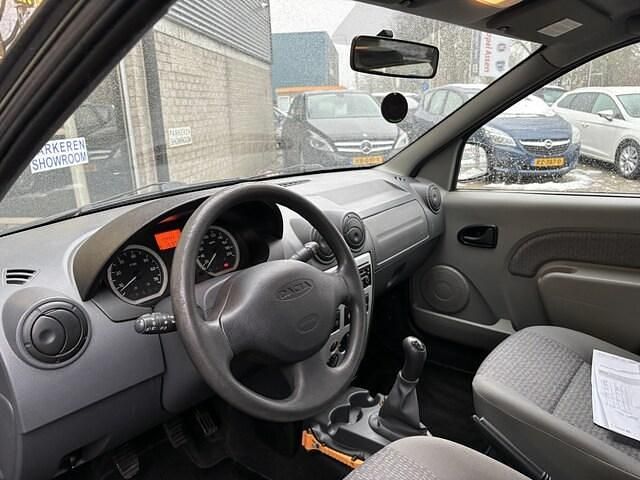 Occasion Dacia Logan MCV Lauréate 105 PK (77 kW) 2009 Beige MPV