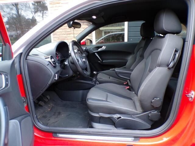 Occasion Audi A1 Ambition 86 PK (63 kW) 2010 Rood Hatchback