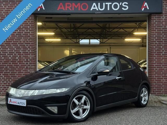 Zwart Gebruikt 2006 Honda Civic Hatchback | € 2.950 (Goede deal) - Afbeelding 1/4