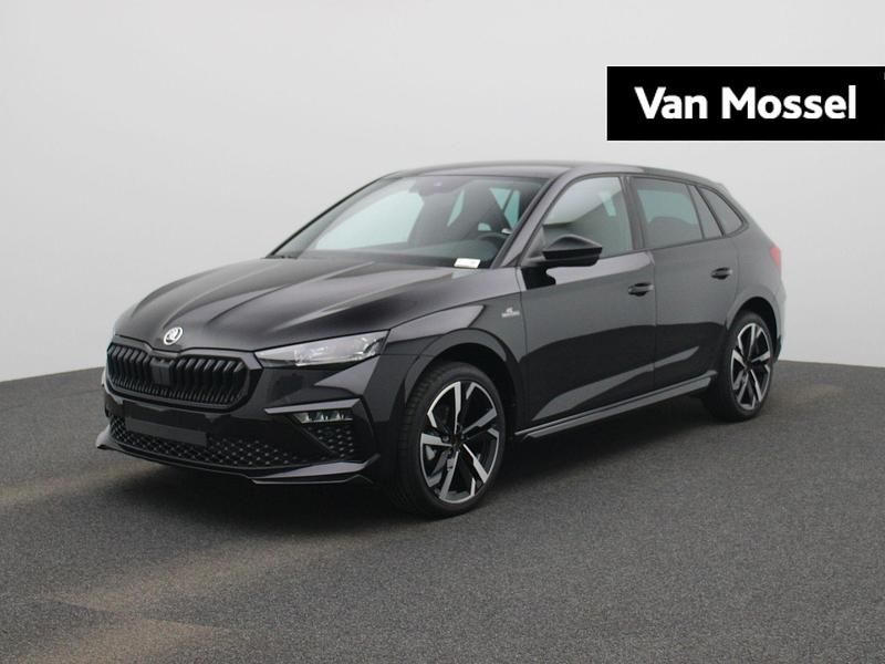 Zwart Nieuw 2025 Skoda Scala Monte Carlo Hatchback | € 36.945 (Iets duurder) - Afbeelding 1/4