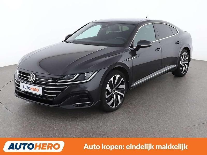 Zwart Occasion 2021 VW Arteon R-line Hatchback | € 31.149 (Eerlijke prijs) - Afbeelding 1/3