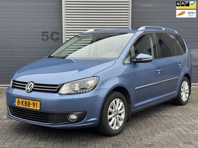 Blauw Gebruikt 2013 VW Touran Highline MPV | € 8.950 - Afbeelding 1/4