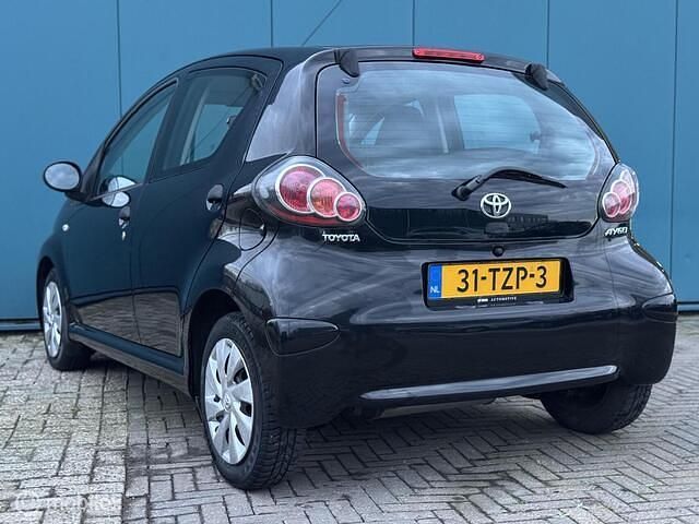 Occasion Toyota Aygo Comfort 68 PK (50 kW) 2012 Zwart Hatchback