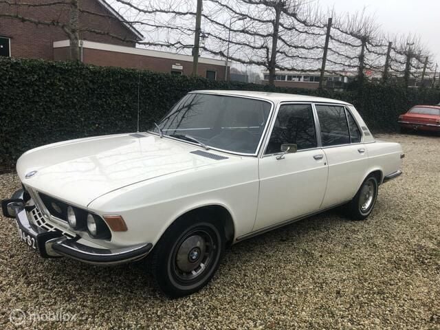 Wit Gebruikt 1970 BMW 2500 Sedan | € 13.950 - Afbeelding 1/4