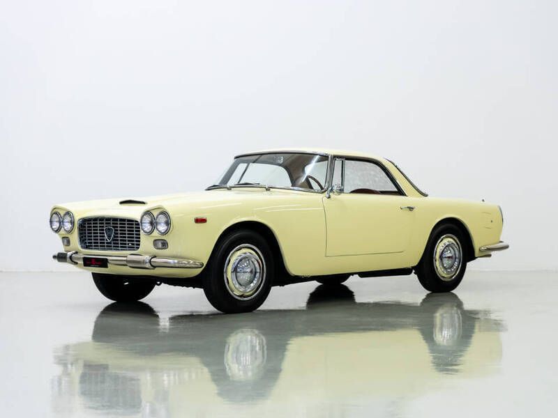 Beigecrema Gebruikt 1961 Lancia Flaminia Coupé | € 75.000 - Afbeelding 1/4