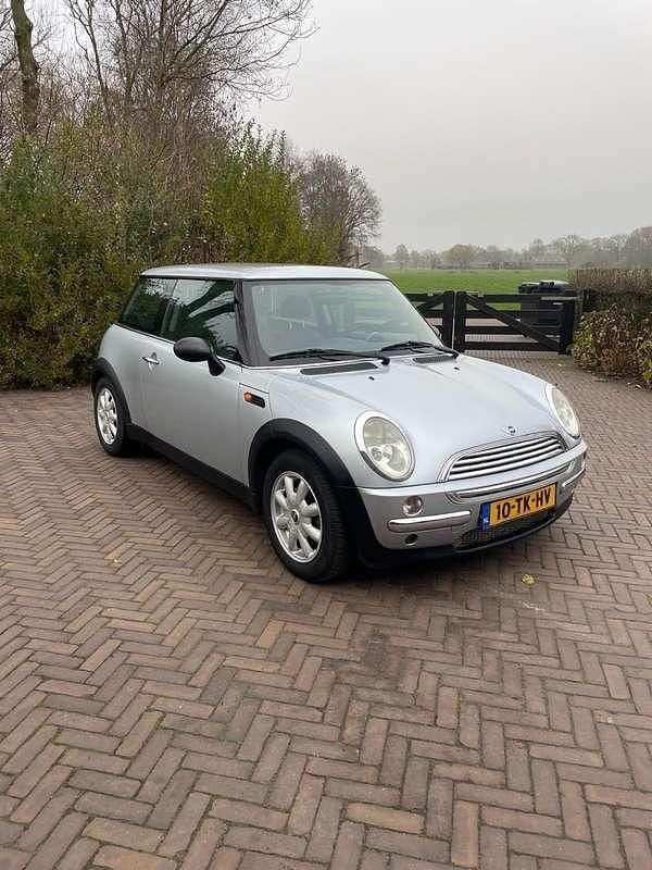 Grijs Occasion 2003 Mini ONE Pepper Hatchback | € 1.500 (Eerlijke prijs) - Afbeelding 1/4