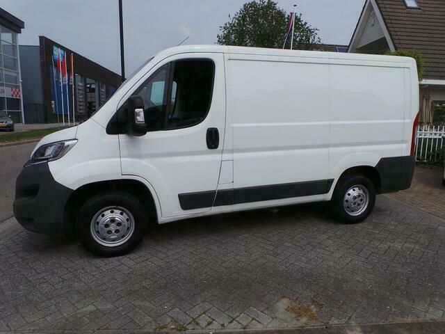 Wit Gebruikt 2015 Citroën Jumper MPV | € 7.950 - Afbeelding 1/4