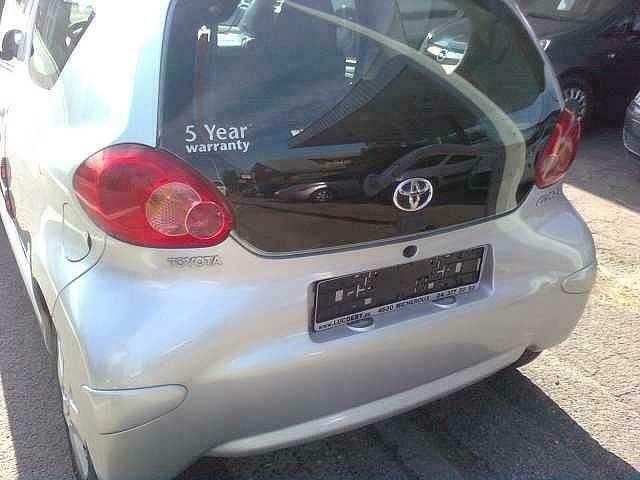Occasion Toyota Aygo 54 PK (39 kW) 2007 Zilver Hatchback