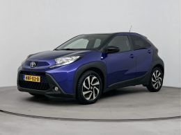 Blauw Gebruikt 2023 Toyota Aygo Limited Hatchback | € 18.745 (Iets duurder) - Afbeelding 1/3