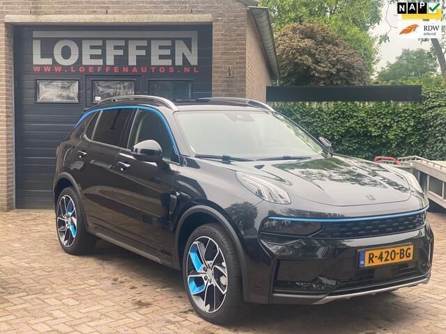 Zwart Gebruikt 2022 Lynk & Co 01 SUV | € 28.950 (Eerlijke prijs) - Afbeelding 1/4