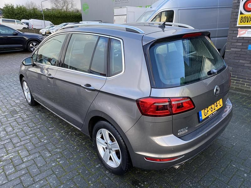 Occasion VW Golf Sportsvan Highline 125 PK (91 kW) 2015 Grijs MPV