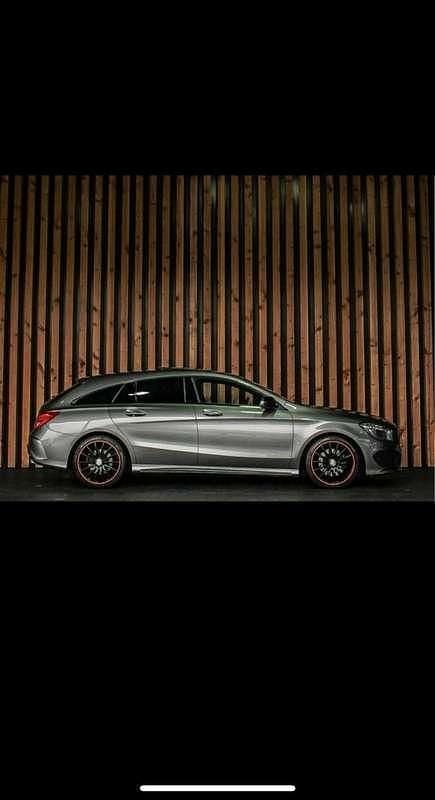 Grijs Gebruikt 2016 Mercedes CLA250 OrangeArt Edition Sedan | € 16.700 (Goede deal) - Afbeelding 1/4
