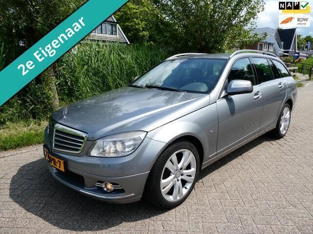 Grijs Gebruikt 2009 Mercedes 180 Sedan | € 6.245 (Eerlijke prijs) - Afbeelding 1/4