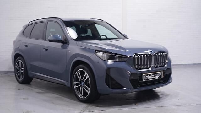 Occasion BMW iX1 Shadowline 230 kW (313 PK) 2024 Grijs SUV