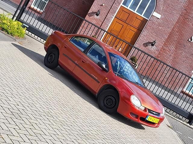 Occasion Chrysler Neon 133 PK (97 kW) 2000 Rood Sedan