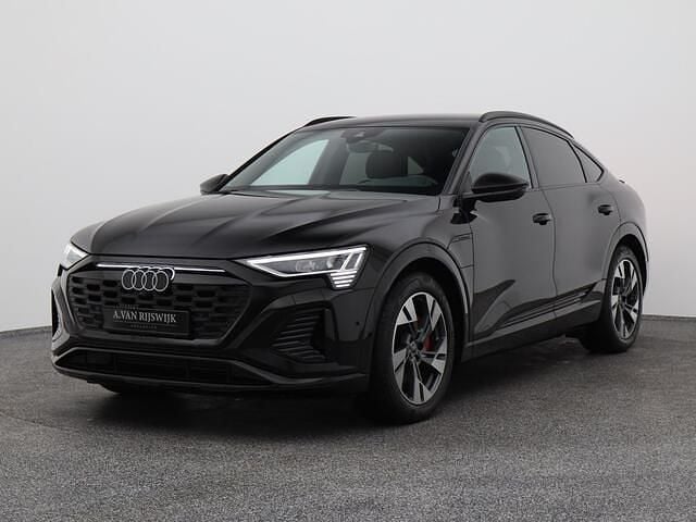 Zwart Occasion 2023 Audi Q8 e-tron S-Line SUV | € 49.500 (Super prijs) - Afbeelding 1/4
