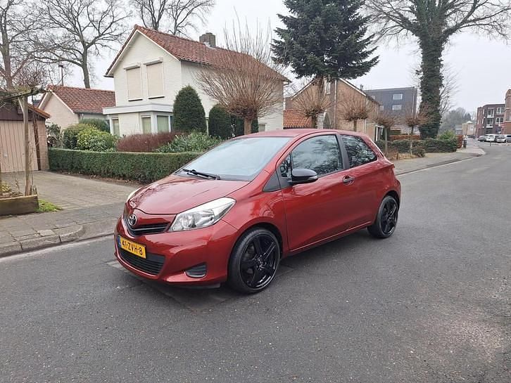 Occasion Toyota Yaris Comfort 99 PK (72 kW) 2013 Hatchback
