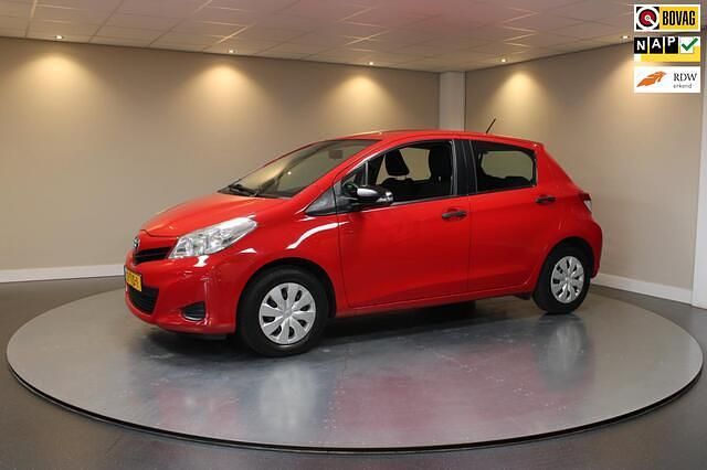 Rood Gebruikt 2012 Toyota Yaris Comfort Hatchback | € 5.940 (Super prijs) - Afbeelding 1/4