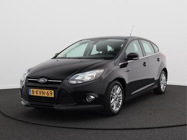 Zwart Gebruikt 2013 Ford Focus Titanium Hatchback | € 5.750 (Eerlijke prijs) - Afbeelding 1/4