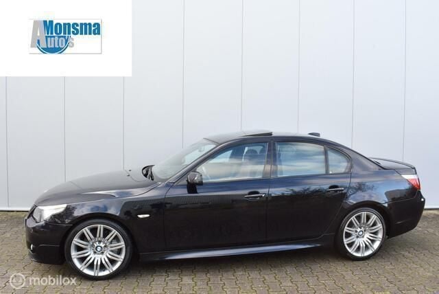 Zwart Gebruikt 2006 BMW 550 Comfort Edition Sedan | € 16.975 - Afbeelding 1/4