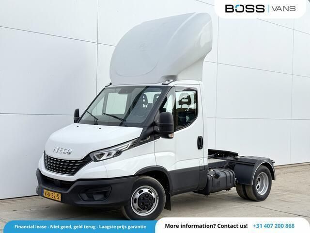 Wit Gebruikt 2020 Iveco Daily Van | € 39.945 - Afbeelding 1/4