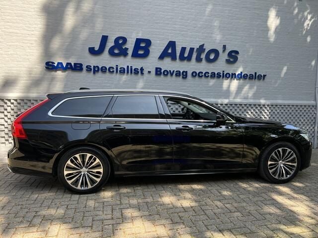 Occasion Volvo V90 Momentum 305 PK (224 kW) 2019 Zwart Stationwagen