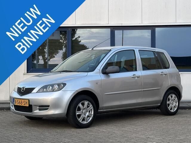 Grijs Gebruikt 2007 Mazda 2 Exclusive MPV | € 2.750 (Goede deal) - Afbeelding 1/4