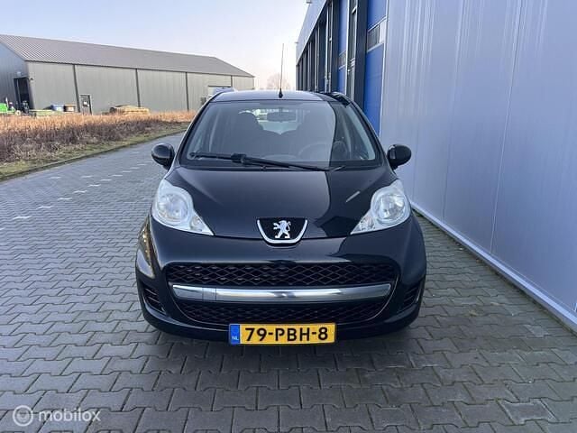 Occasion Peugeot 107 68 PK (50 kW) 2011 Zwart Hatchback