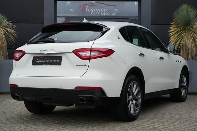 Occasion Maserati Levante GranLusso 430 PK (316 kW) 2016 Wit SUV