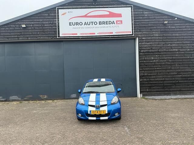 Blauw Gebruikt 2010 Toyota Aygo Hatchback | € 2.995 (Eerlijke prijs) - Afbeelding 1/4