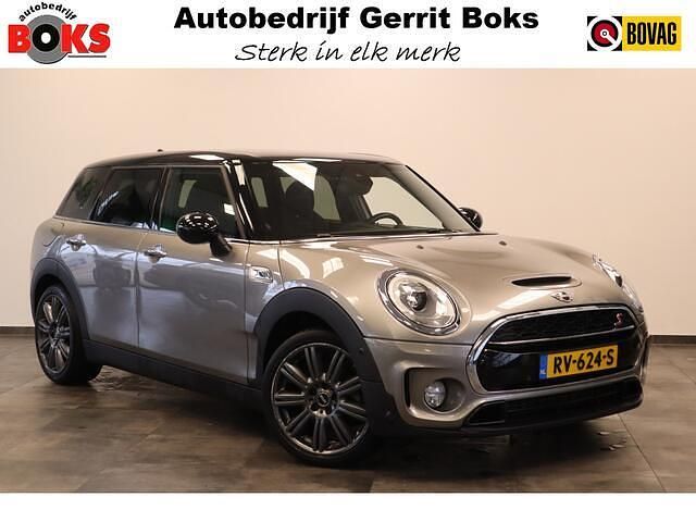 Grijs Gebruikt 2018 Mini Cooper Clubman Business Stationwagen | € 22.450 (Eerlijke prijs) - Afbeelding 1/3
