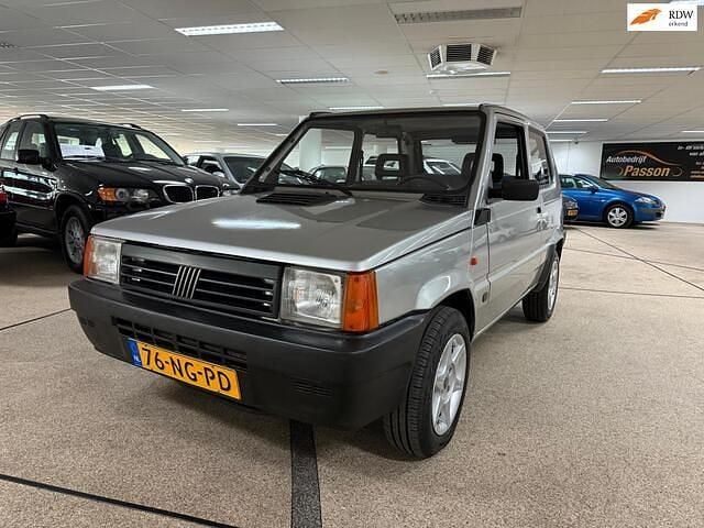 Grijs Gebruikt 2003 Fiat Panda Young Hatchback | € 2.750 (Eerlijke prijs) - Afbeelding 1/4