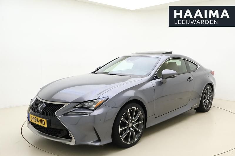 Grijs Gebruikt 2019 Lexus RC300h Sport Line Coupé | € 37.945 (Eerlijke prijs) - Afbeelding 1/4