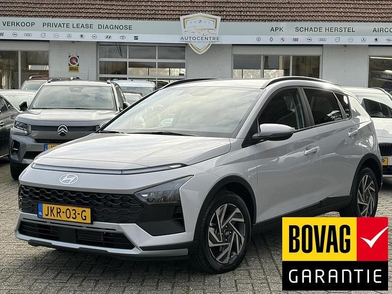 Grijs Occasion 2025 Hyundai Bayon Premium SUV | € 27.650 (Eerlijke prijs) - Afbeelding 1/3