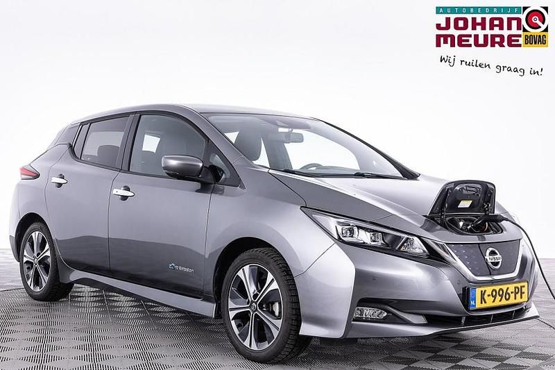 Grijs Occasion 2021 Nissan Leaf Tekna Hatchback | € 13.990 (Goede deal) - Afbeelding 1/4