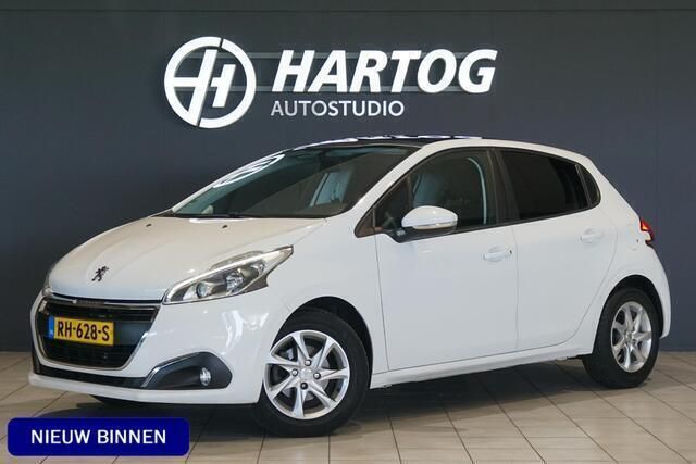 Wit Gebruikt 2017 Peugeot 208 Allure+ Hatchback | € 6.950 (Eerlijke prijs) - Afbeelding 1/4