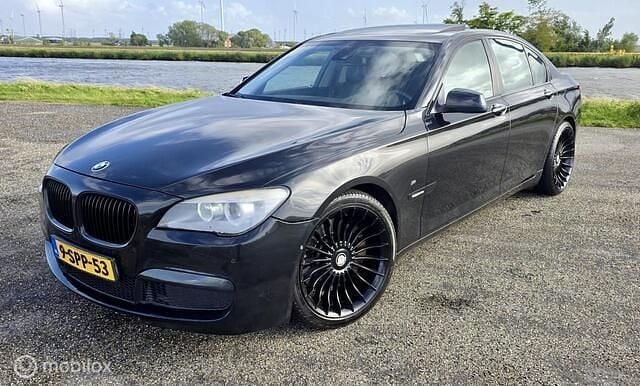 Zwart Gebruikt 2008 BMW 740 M Sport Sedan | € 9.950 - Afbeelding 1/4