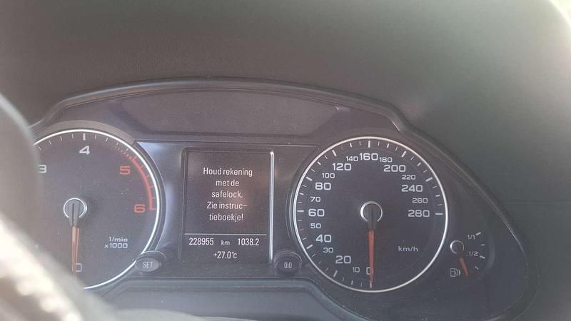 Zwart Gebruikt 2013 Audi Q5 SUV | € 15.250 (Iets duurder) - Afbeelding 1/4