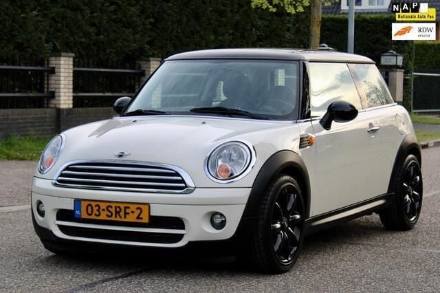 Wit Gebruikt 2008 Mini Cooper Hatchback | € 5.645 (Goede deal) - Afbeelding 1/4